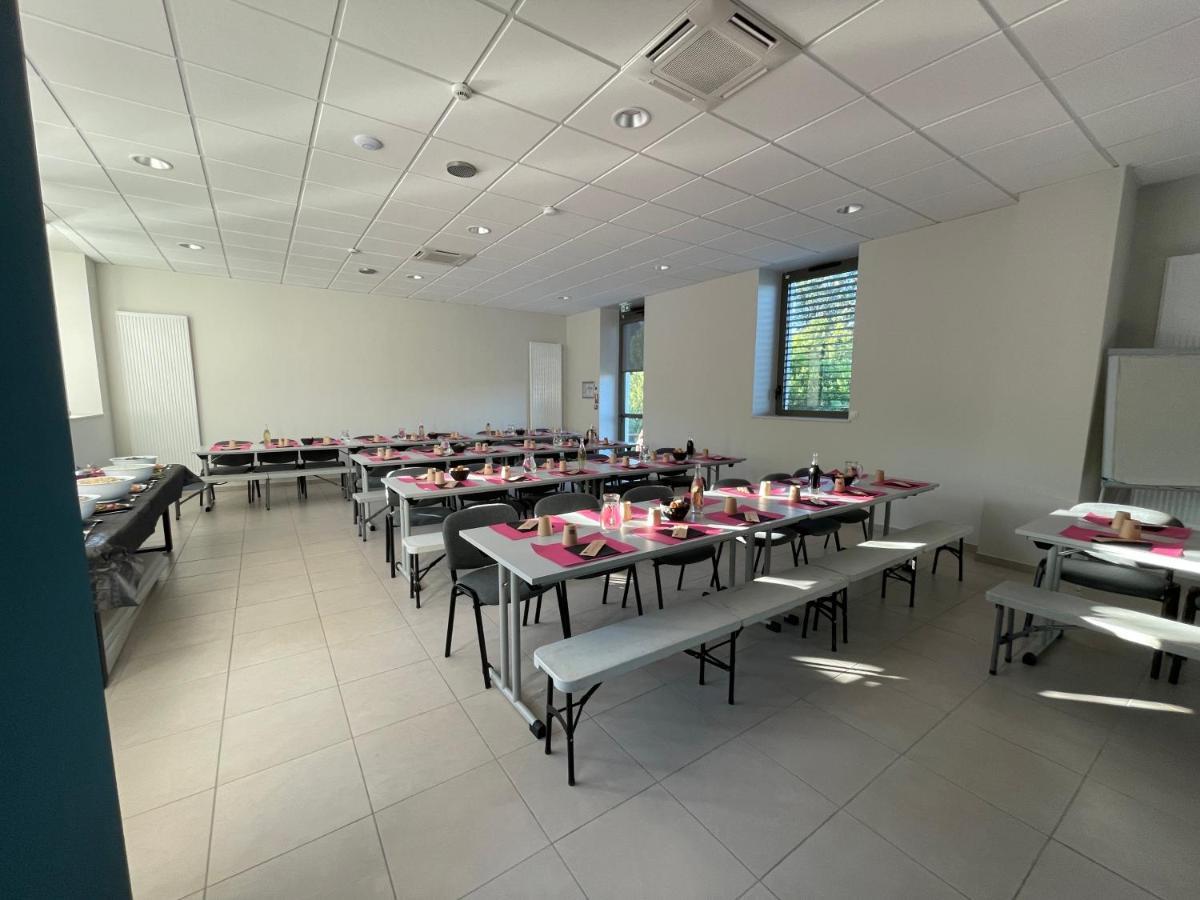 Le Preau De Baix Hotel Bagian luar foto