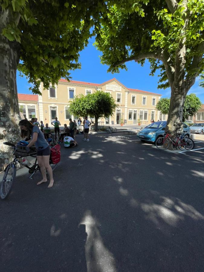Le Preau De Baix Hotel Bagian luar foto